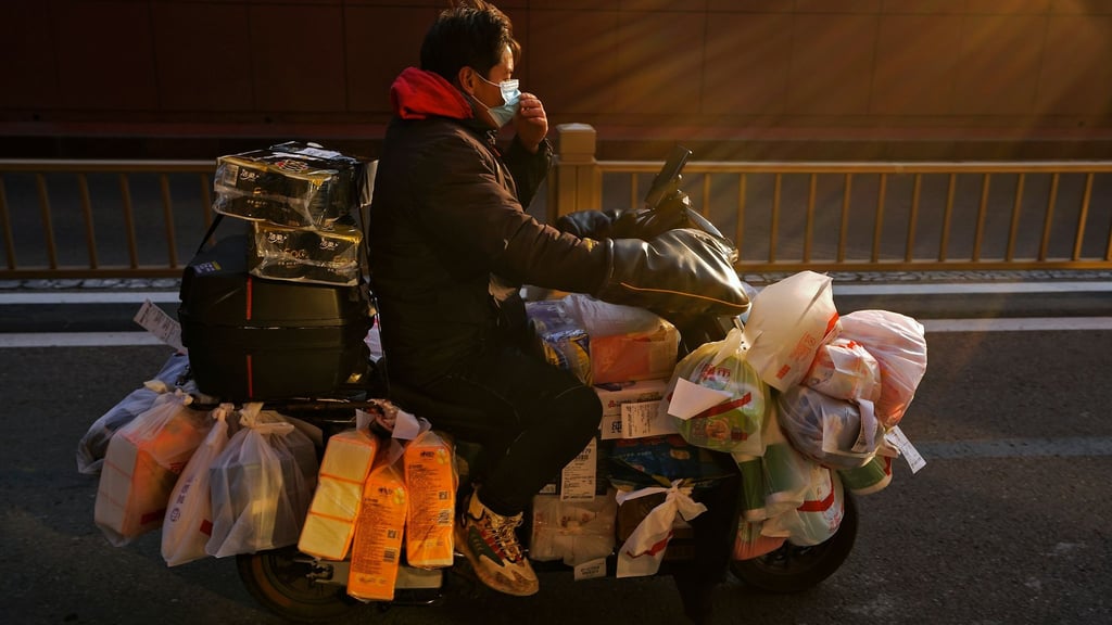 Mit der bevorstehenden Reisewelle zum chinesischen Neujahrsfest Ende Januar wird sich das Coronavirus in China voraussichtlich noch deutlich weiter ausbreiten.