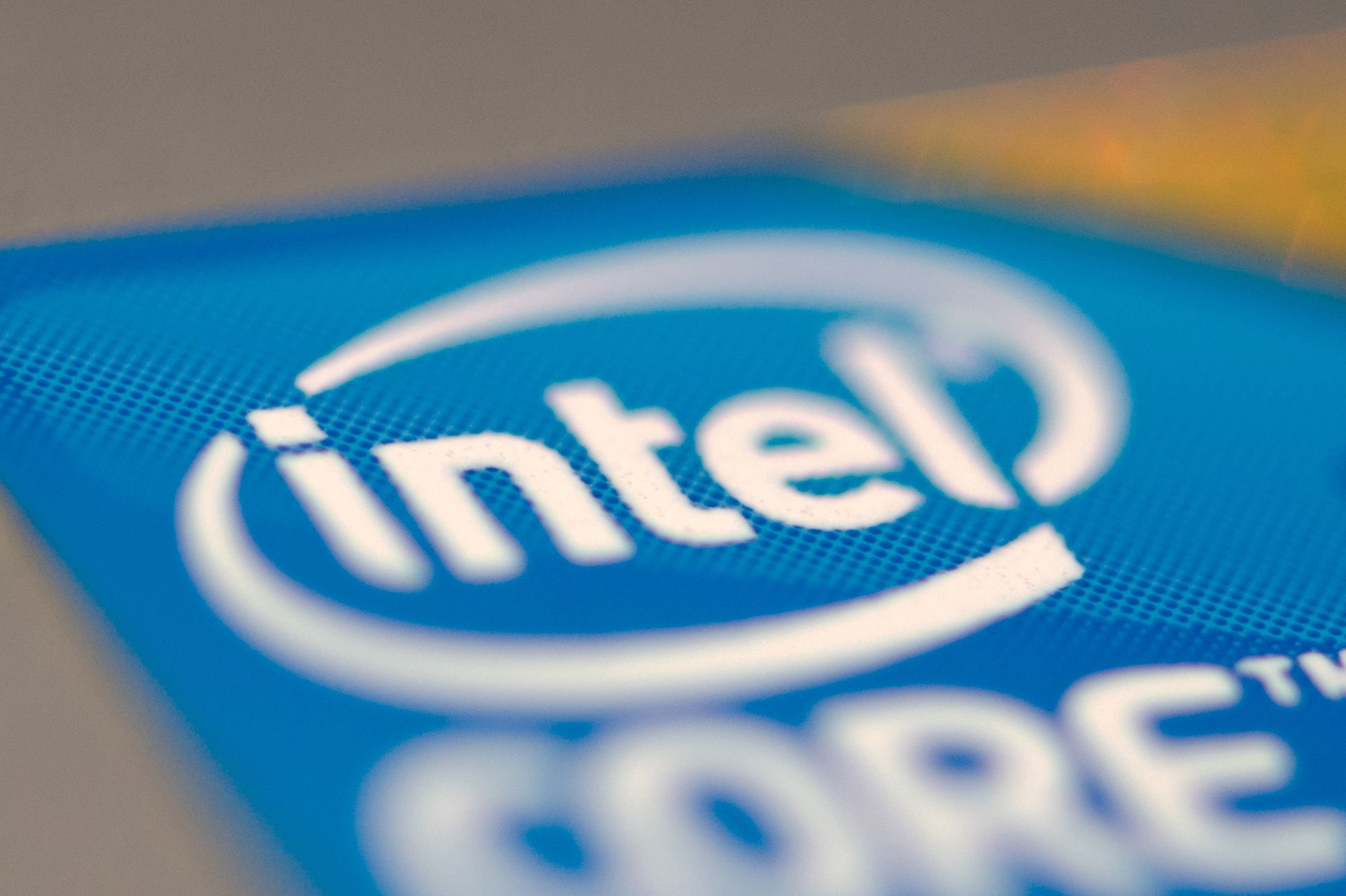 Computer In Sachsen-Anhalt: Intel - Chip-Riese Will Projekt In ...