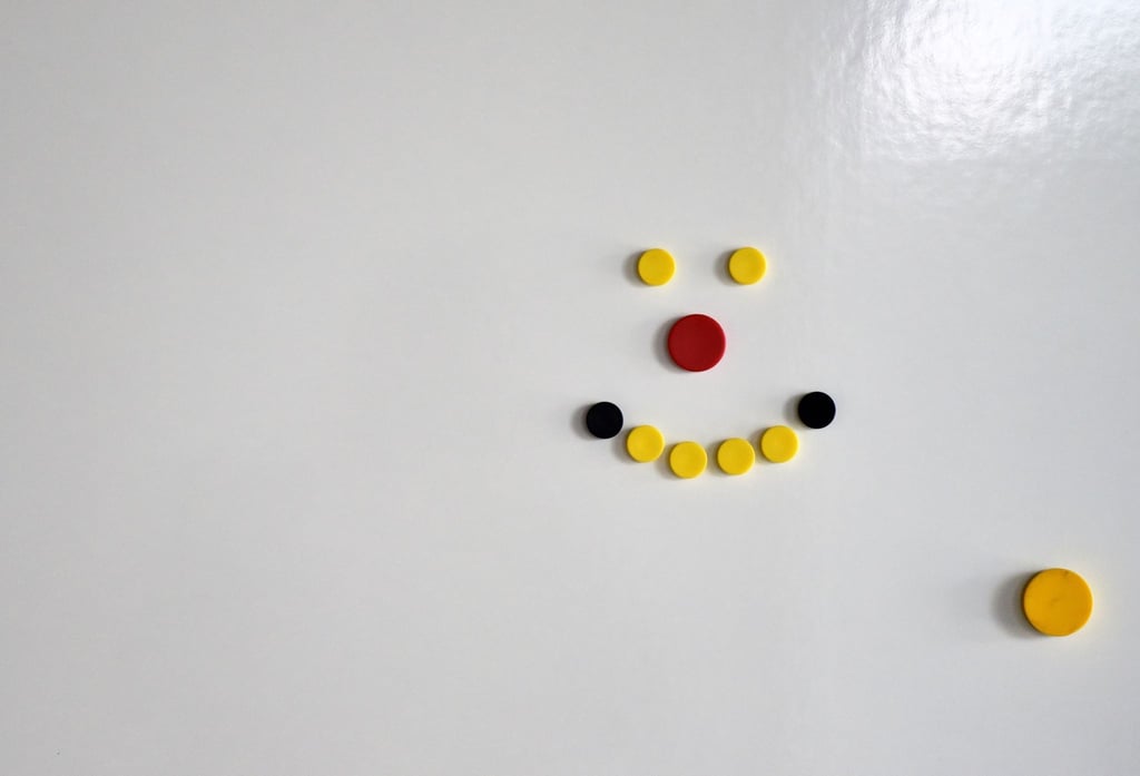 Da hört der Spielspaß schnell auf: Wenn Kinder Magneten verschlucken, kann das lebensgefährlich werden.