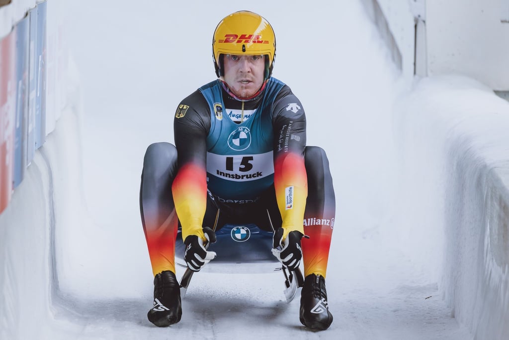 Stürzte beim Weltcup-Auftakt: Rodler Felix Loch.
