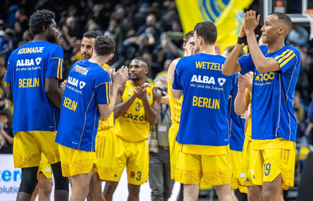 Alba steht wie Bundesliga-Spitzenreiter Bonn bei zehn Siegen und einer Niederlage.