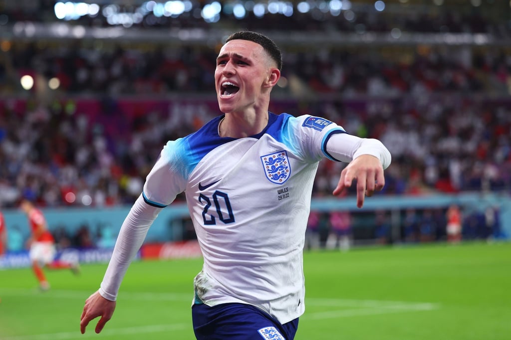 Doppelschlag: Wenige Sekunden nach der Führung bejubelt Englands Phil Foden seinen Treffer zum 2:0.