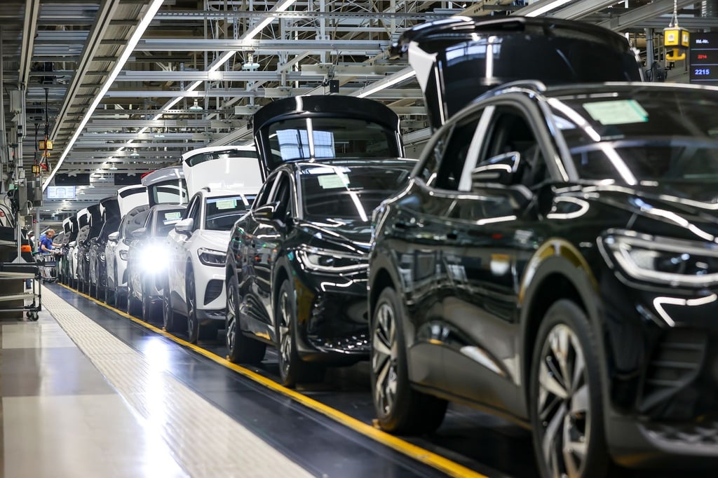 Den Auto-Importeuren zufolge zeigt sich am Neuwagen-Markt derzeit eine Kaufzurückhaltung.