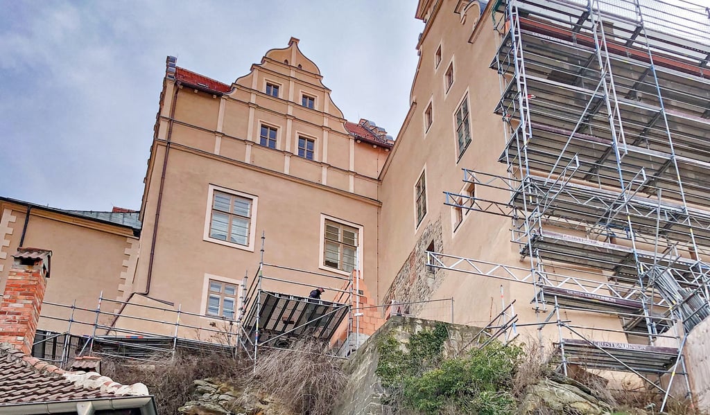 Arbeiten für den neuen barrierearmen Rundgang: Durch einen Anbau wird direkte Übergang vom Nord- in den Westflügel der Stiftsgebäude möglich.