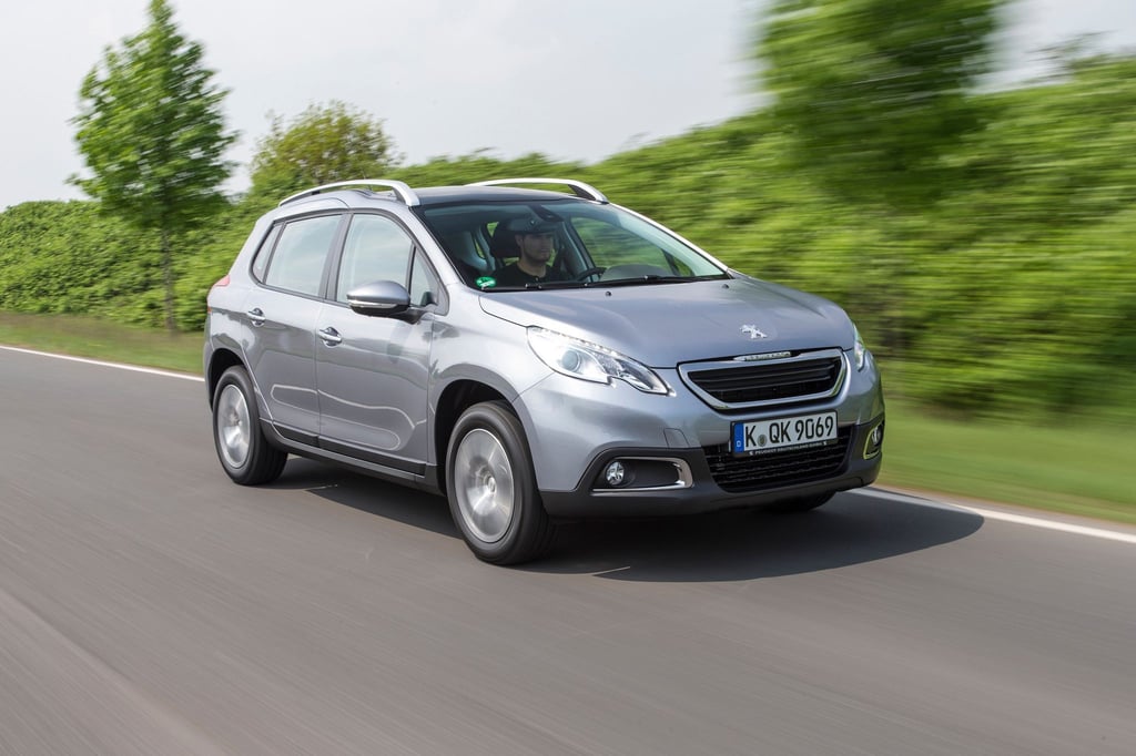 Kleiner Wagen mit rustikaler Optik: Autos wie das kleine SUV 2008 von Peugeot werden zuweilen auch Crossover genannt.