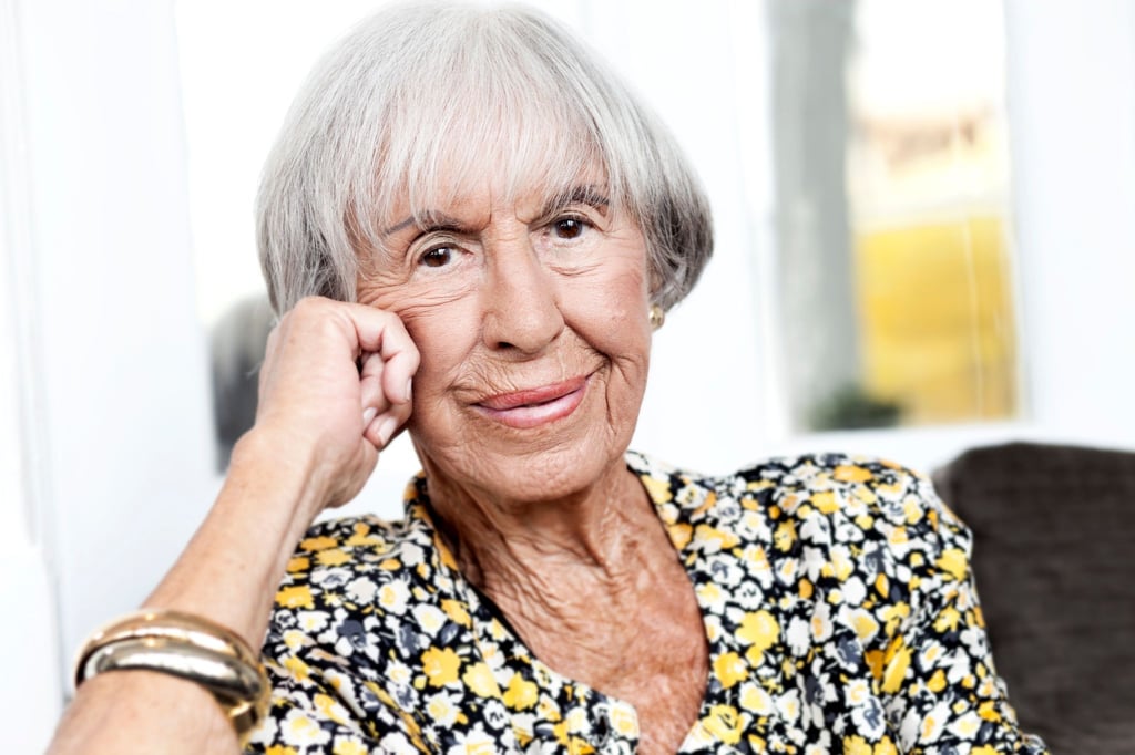 Lise Norgaard, Journalistin und Autorin aus Dänemark, während eines Fototermins. Die dänische Journalistin, Schriftstellerin und Drehbuchautorin Lise Nørgaard ist im Alter von 105 Jahren gestorben.
