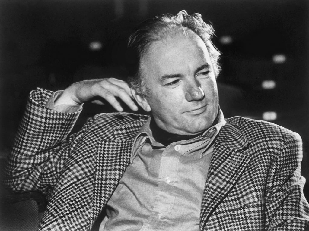 Der literarische Nachlass von Thomas Bernhard ist für 2,1 Millionen Euro gekauft worden.
