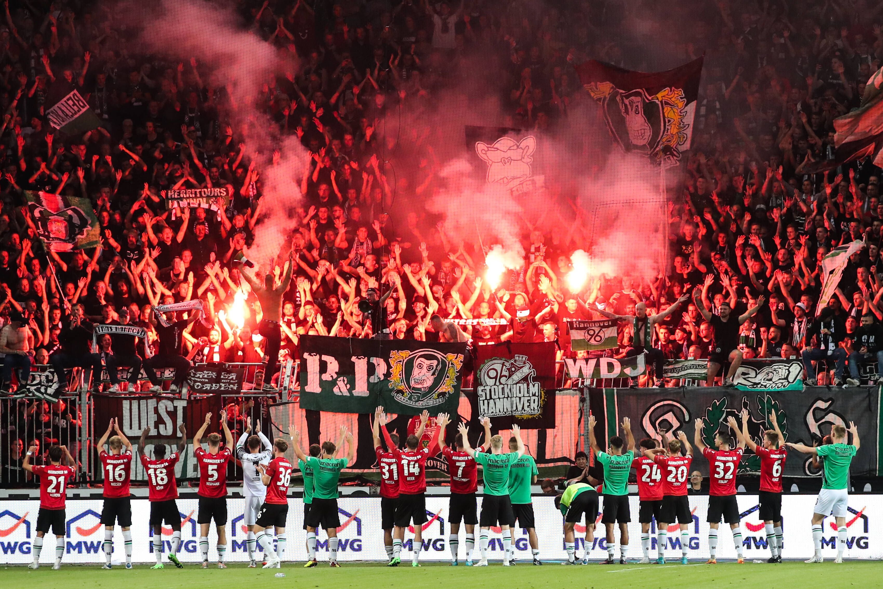 Zweitligisten FCM Gegen H96: 10.000 FCM-Fans Nach Hannover