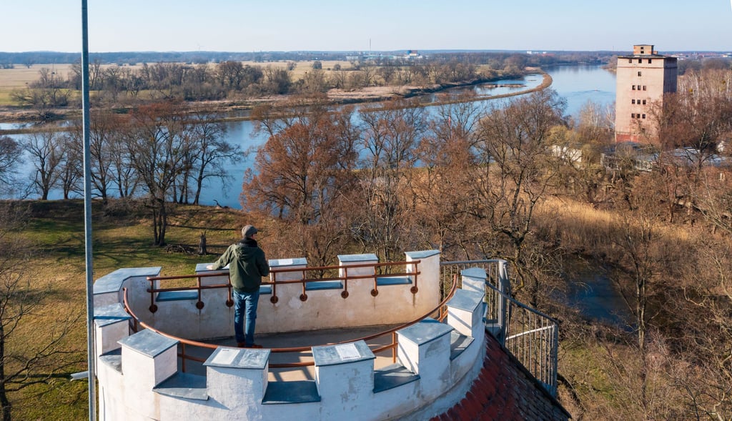 Von der Wallwitzburg aus wird das Riesenschiff gut zu sehen sein.
