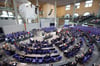 Symbolfoto - Der Bundestag soll auf die gesetzlich festgeschriebene Größe von 598 Abgeordneten reduziert werden.