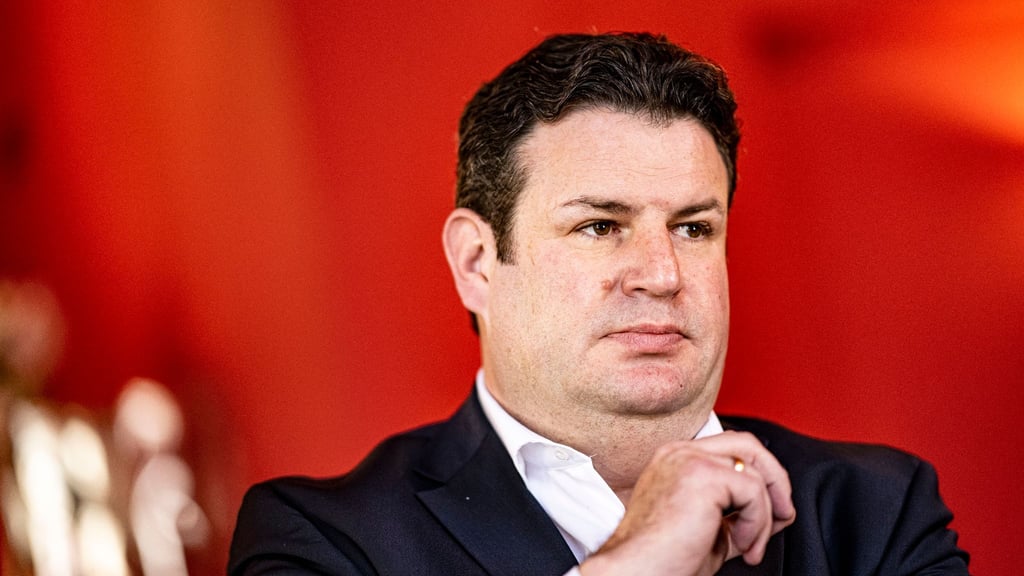 Arbeitsminister Hubertus Heil will das Ende der Vorgaben zum Schutz vor Corona am Arbeitsplatz vorziehen.