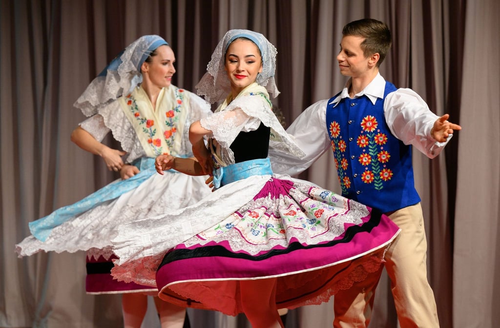 Das Ballett des Sorbischen National-Ensembles in Bautzen probt ein Programm.
