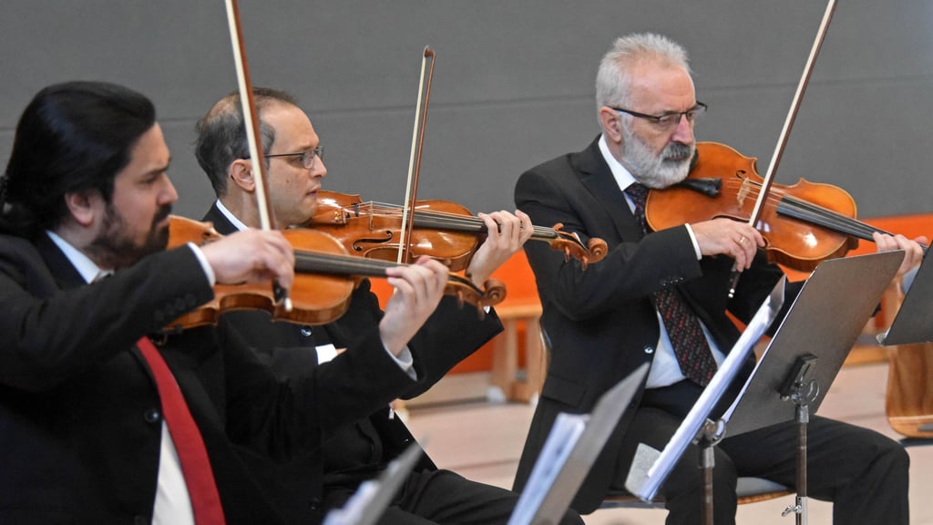 Die Mitteldeutsche Kammerphilharmonie zu Gast in der Grundschule Pfeilergraben Aschersleben.