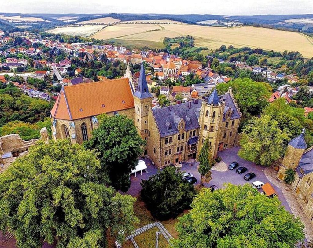 Das Schloss Mansfeld war der Arbeitsplatz von Hans Georg Göthe, der dort als Hufschmied in Lohn und Brot stand.