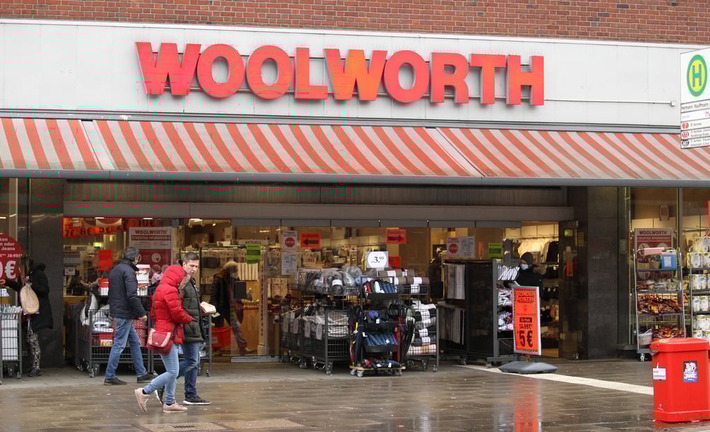 Eine Woolworth-Filiale in der Innenstadt.