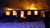 In Augsdorf stand eine Lagerhalle in Flammen.