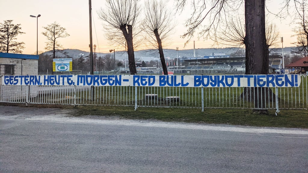 Auch bei den Ultras von Carl Zeiss Jena genießt RB Leipzig keinen guten Ruf.