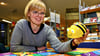 Katharina Weile ist die stellvertretende Leiterin der Stadtbibliothek Bernburg. Sie organisiert das Ferienprogramm.