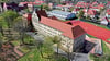 Symbolfoto - Das Martin-Luther-Gymnasium in Eisleben aus der Luft.