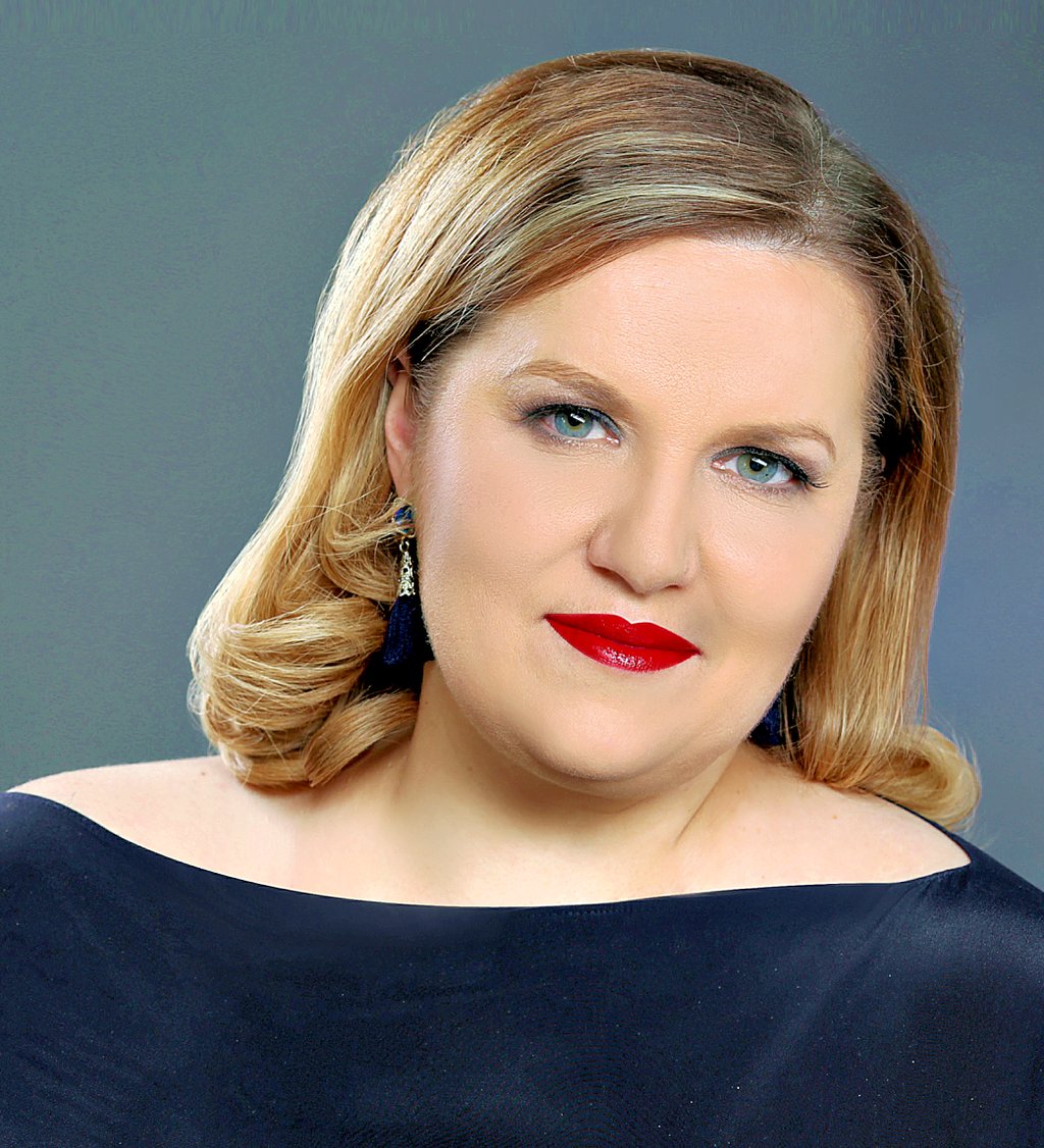 Olga Watts ist als Solistin beim Sinfoniekonzert im Opernhaus am Cembalo zu erleben.