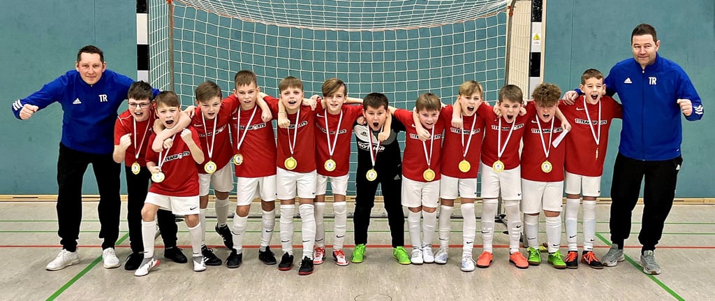 Mit fünf Siege aus fünf Spielen sicherten sich die Kicker der SG Letzlingen/Potzehne/Mieste II den Hallen-Titel.