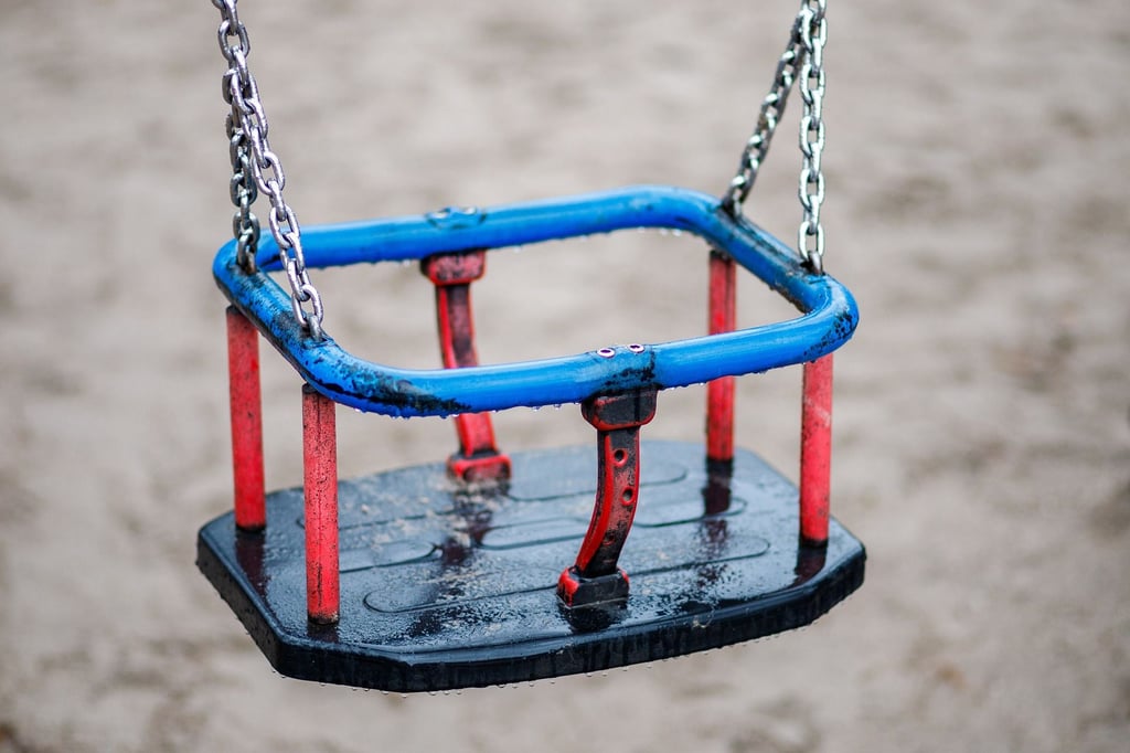 Wenn Kinder und Jugendliche, aber auch Erwachsene und ältere Menschen in Sachsen-Anhalt vermisst werden, wissen viele Angehörige nicht, welche Kriterien für eine Vermisstenmeldung bei der Polizei vorliegen müssen. Symbolbild: