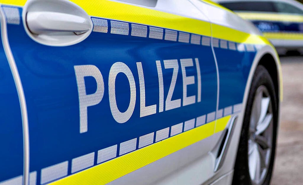 In Bitterfeld ist eine Rentnerin bestohlen worden.