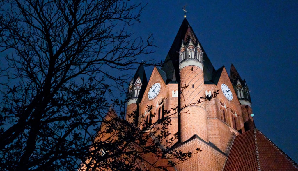 Blick auf die Pauluskirche in Halle. In der Gemeinde soll am Montag ein Gesprächsabend stattfinden.