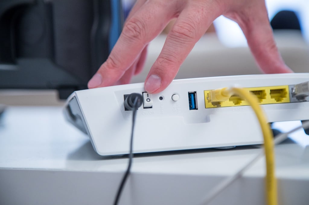 Schaltzentrale im digitalen Zuhause: Der WLAN-Router verbraucht laufend Strom.