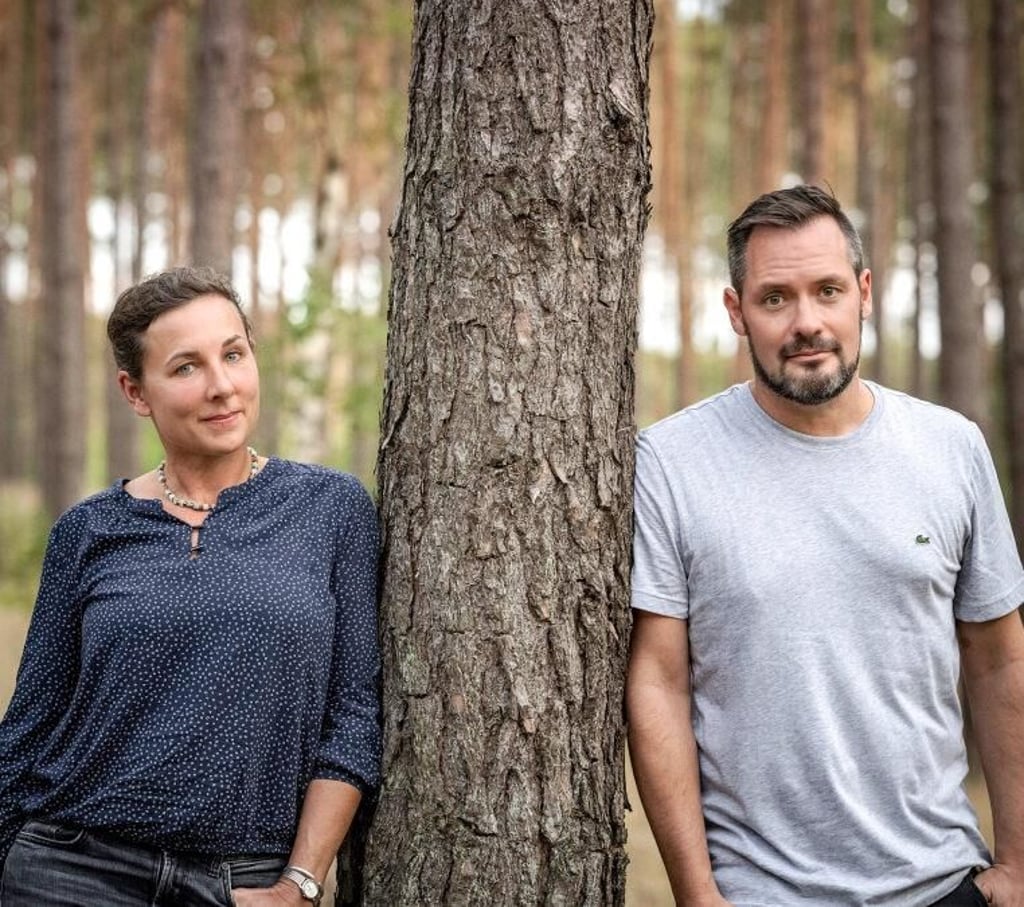 Juli Zeh und Simon Urban sezieren in ihrem neuen Buch "Zwischen Welten" eine sprachlose und wütende Gesellschaft.