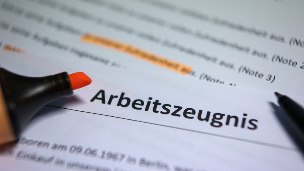 Fehlzeiten dürfen nur in Ausnahmefällen im Arbeitszeugnis erwähnt werden.