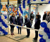 Schnitt durch’s Flatterband: Der neue Aldi-Markt in Gröningen ist eröffnet. Foto: Aldi