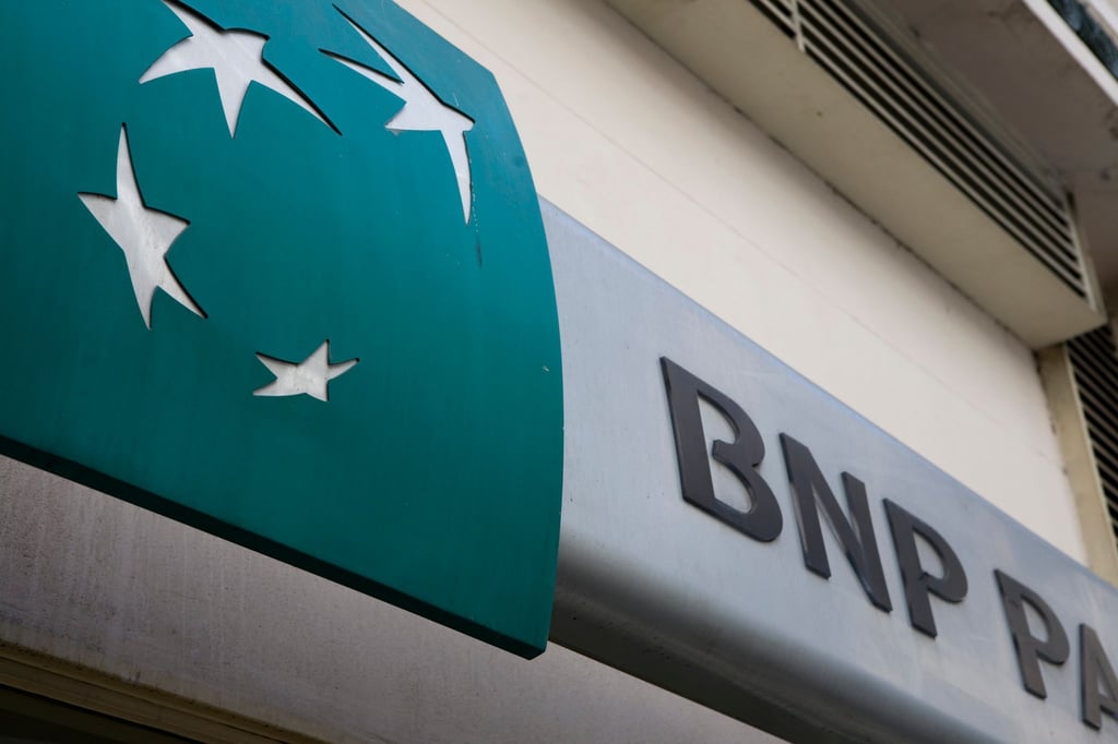 Das Logo der Bank BNP Paribas: In der Frankfurter Niederlassung der französischen Großbank wird wegen Cum-Ex-Geschäften ermittelt.