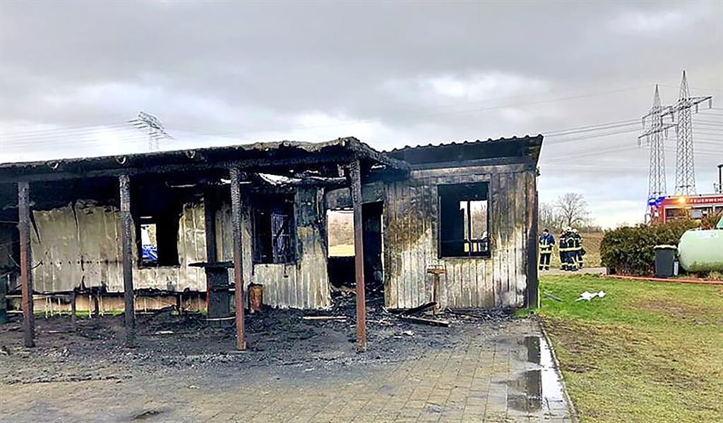Vor knapp einem Jahr ist das Sportlerheim in Blösien niedergrbrannt. Einen Neubau wird es nicht geben.