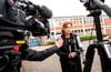Karin Prien (CDU), Bildungsministerin von Schleswig-Holstein, hat die Schule, auf die die Opfer des Messerangriffs in einem Zug in Brokstedt gingen, besucht.