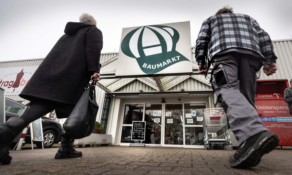 Benutzte und gespendete Waren werden im Second-Hand-Baumarkt in Witten günstig weiterverkauft - in Zeiten von Inflation rege angefragt.