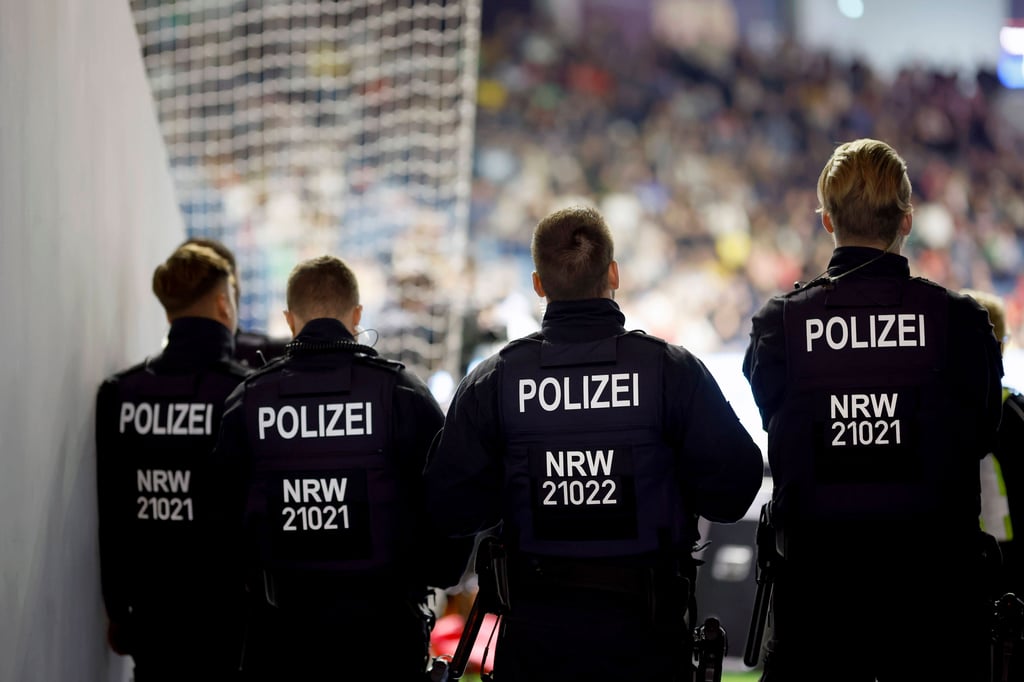 2019 wurden 700 Fans vom 1. FC Magdeburg am Bahnhof in Bochum von der Polizei festgehalten - viele verpassten das Spiel. Das Verfahren gegen einen Fan wurde nun eingestellt.