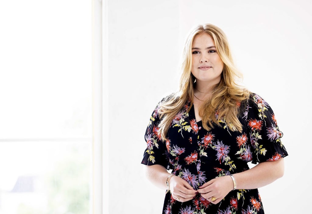 Prinzessin Amalia begleitet ihre Eltern auf einer offiziellen Reise.