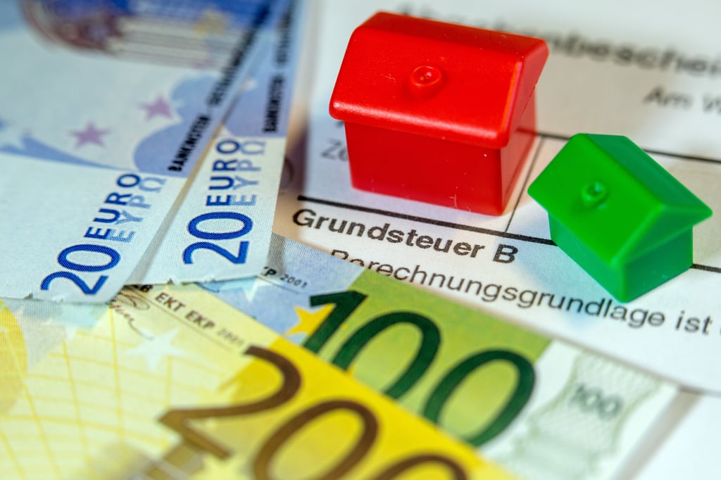 Symbolfoto - Die Abgabe der Grundsteuererklärung ist bis zum 31. Januar fällig.