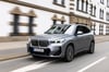 Das gefällige Design, das alltagstaugliche Format und die überzeugenden Fahreigenschaften könnten den BMW iX1 zu einem Bestseller machen.