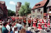 Bei der ersten Auflage des Sachsen-Anhalt-Tages in Stendal sahen allein am Sonnabend etwa 70.000 Besucher zu, wie der Festumzug durch Stendal führte. Ob es eine Neuauflage geben wird, ist ungewiss.