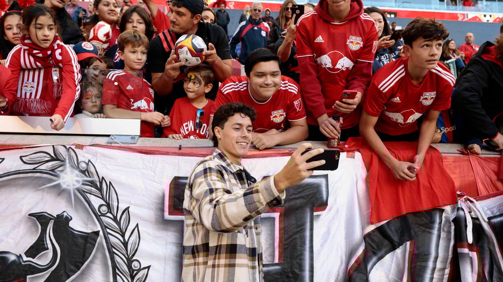 Caden Clark posierte im Oktober mit den New Yorker Fans.