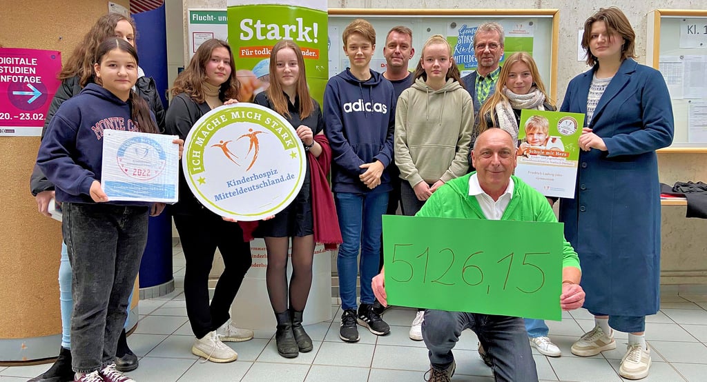 Das Friedrich-Ludwig-Jahn-Gymnasium in Salzwedel sammelte 5126 Euro für das Kinderhospiz Mitteldeutschland.