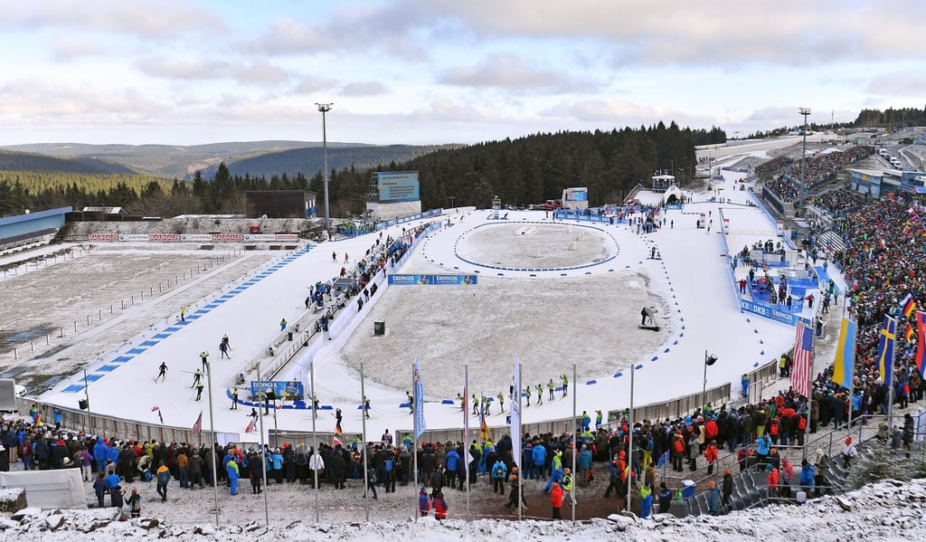 Die Oberhofer Biathlon-Arena kurz vor dem Start.