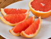 Grapefruits sind auch für ihr leicht bitteres Aroma bekannt.