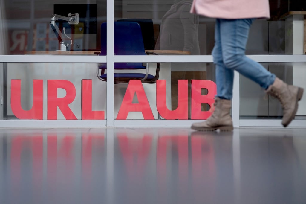 Urlaub - läuft? Hoffentlich. Mit einer Reiserücktrittsversicherung können sich Reisende im Stornofall absichern.