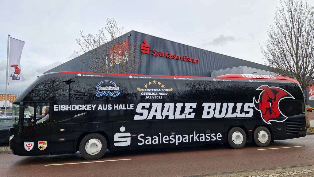 Der neue Teambus der Saale Bulls