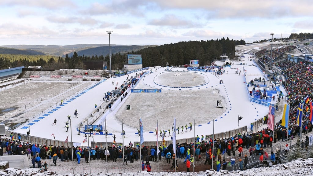  Wintersport: Oberhof: 2024 als Austragungsort für Langlauf-Weltcup Illustration 