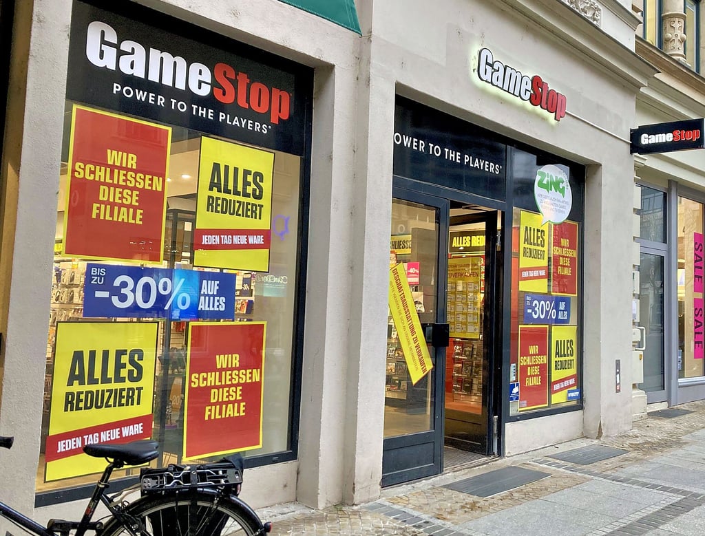 Die letzten Tage von Gamestop im Zentrum von Halle: Bis Anfang März läuft der Ausverkauf.