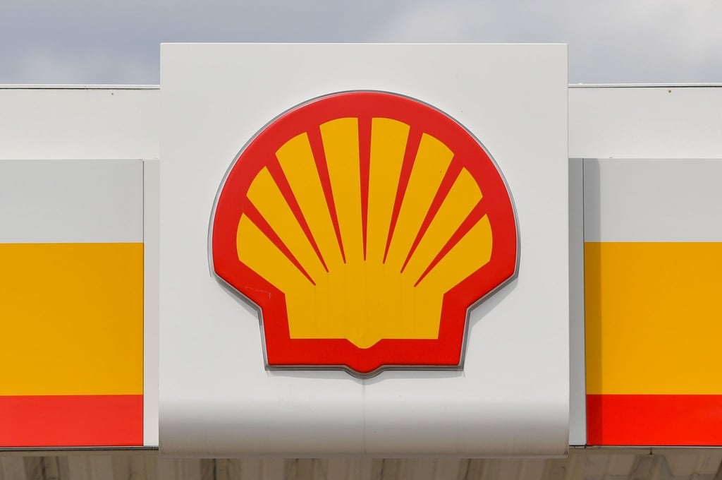 Der Ölriese Shell hat seinen Gewinn innerhalb eines Jahres etwa verdoppelt.